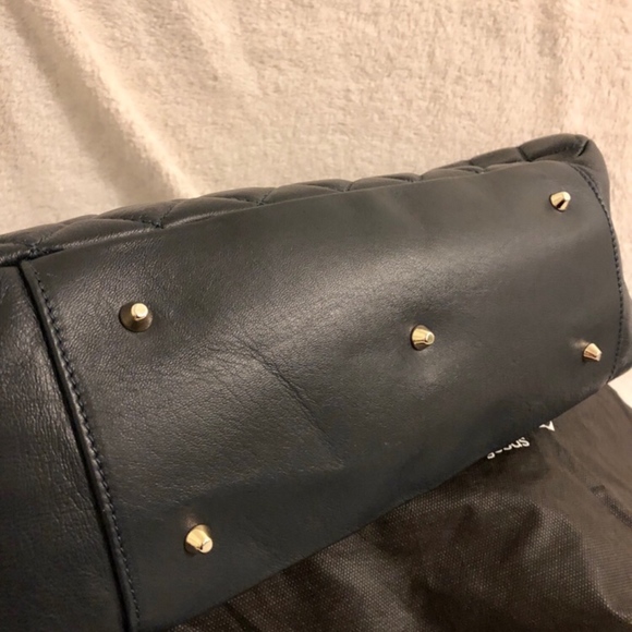 Midnight Blue Quilted Italian Leather Shoulder Bag - Picture 7 of 7